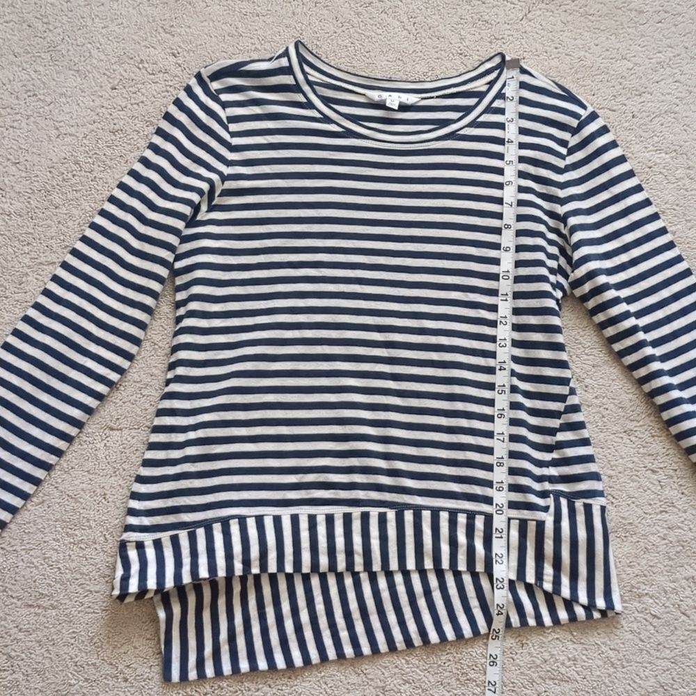 Cabi Asymmetrical Hem Striped Top Size M - Picture 5 of 7